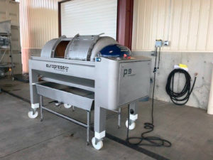 grape press Europress P9, open press-system